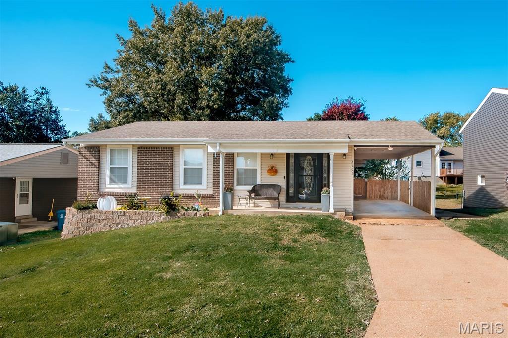 Photo of 3163 Meadowfield Drive, Arnold, MO 63010 (MLS # 26067319)