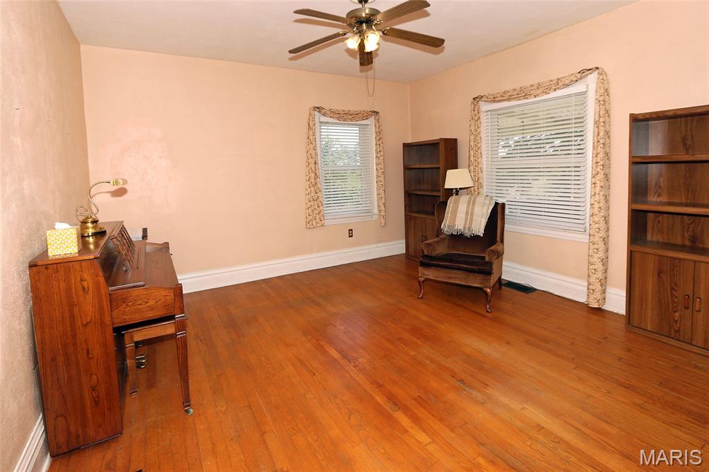 207 Fee Fee Road