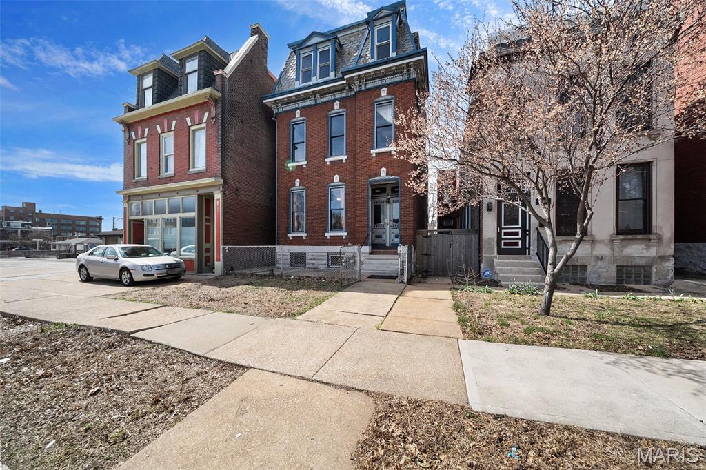 Fox Park - Residential Income