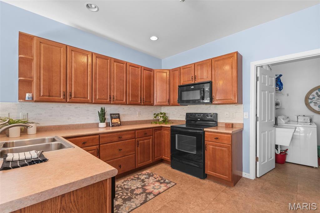 Villas At South Woods The - Residential