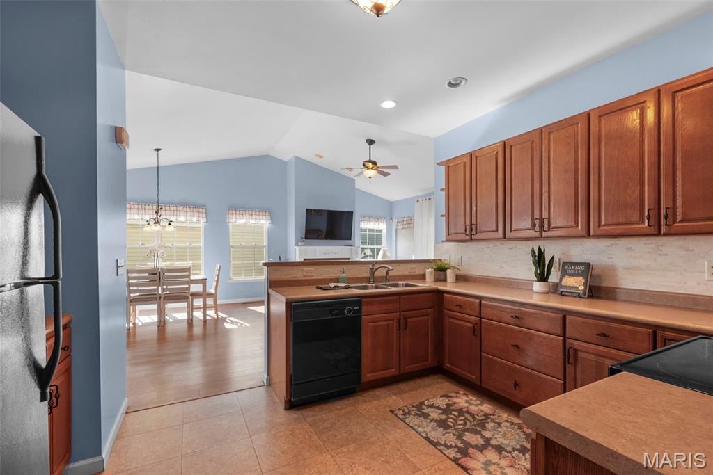 Villas At South Woods The - Residential