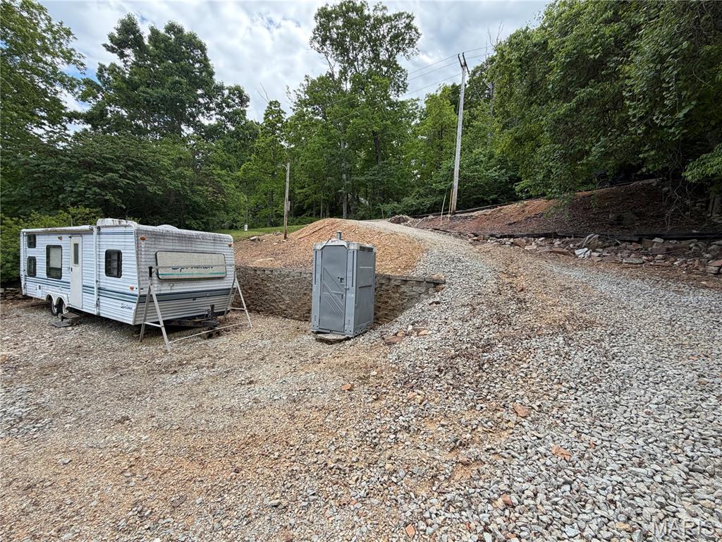 Goose Creek - Land