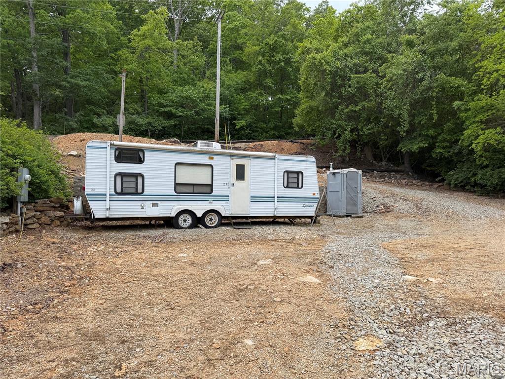 Goose Creek - Land
