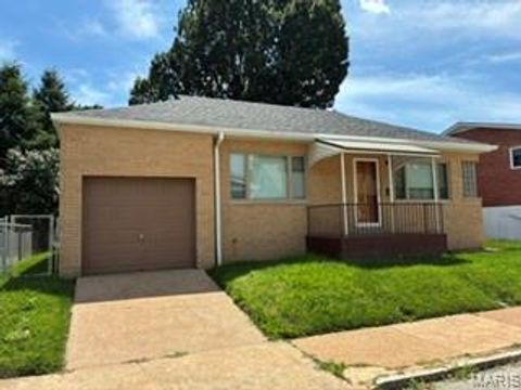 Photo of 5444 Sunshine Drive, St Louis, MO 63109 (MLS # 26041723)