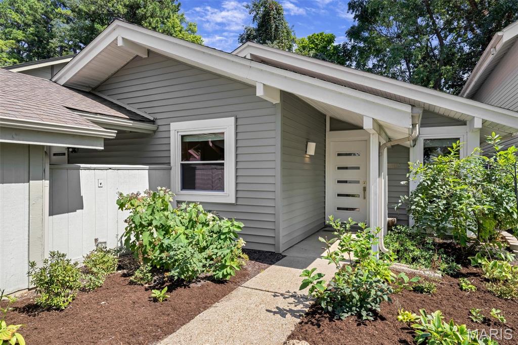 1458 Pine Row Court
