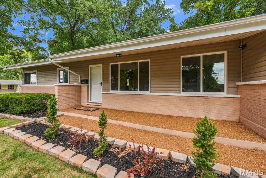 2287 Gadbury Drive