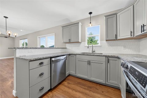 Tiny photo for 13 Berkshire Court, Troy, MO 63379 (MLS # 26055319)