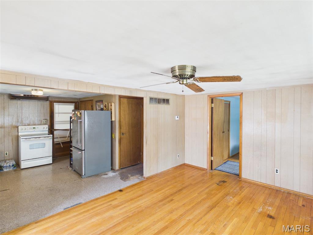 Valle Lake 02 - Residential