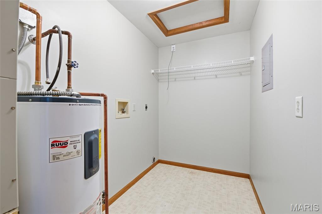 Parkway Manor - Residential