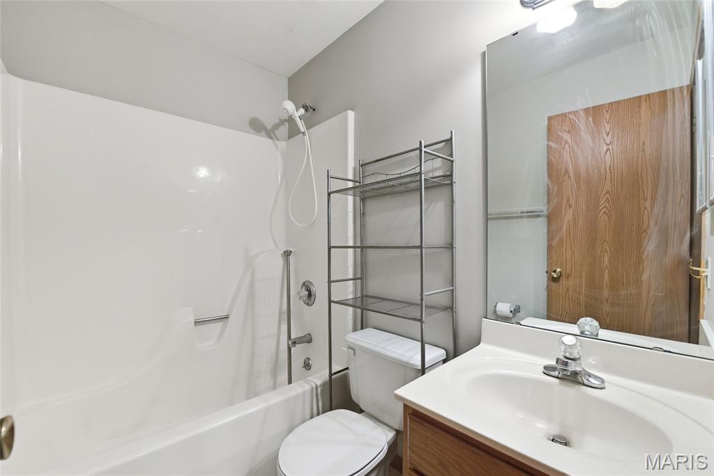 Parkway Manor - Residential