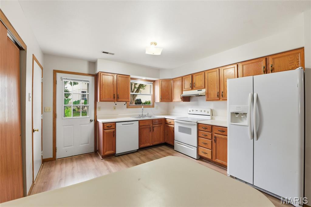 Parkway Manor - Residential