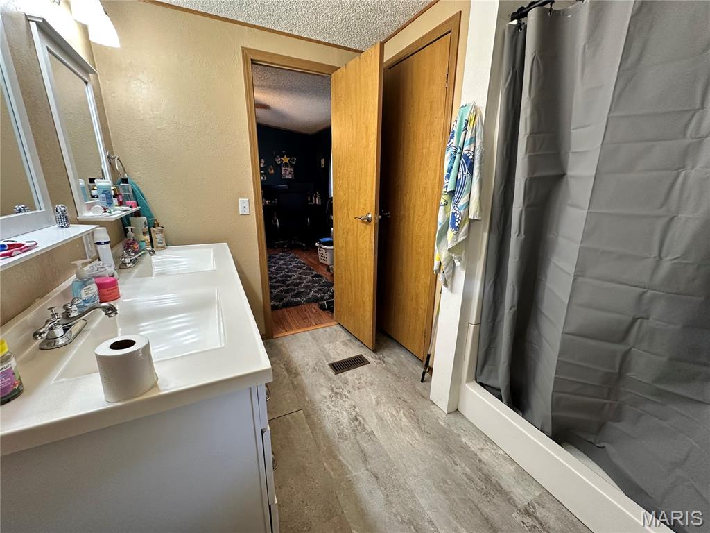 city of pilot knob - Residential