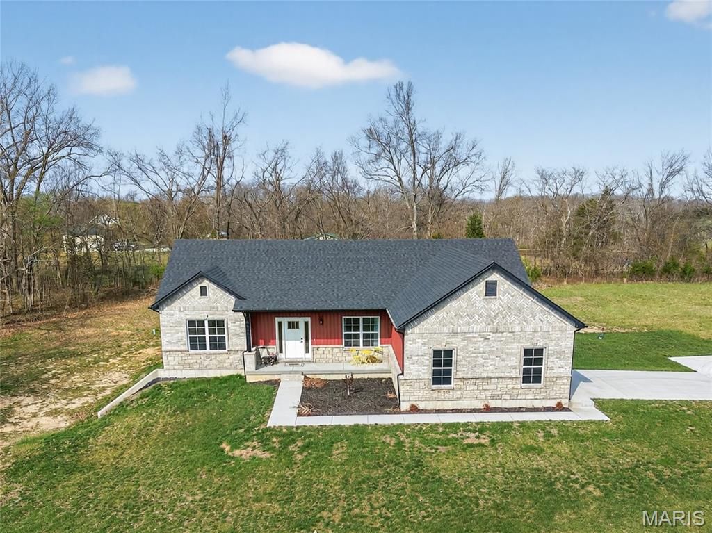Photo of 3525 Weatherby Lane, Farmington, MO 63640 (MLS # 26021018)