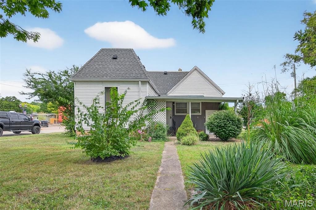 222 W Saint Louis Street