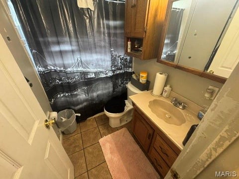 Tiny photo for 8351 Graybirch Drive, Berkeley, MO 63134 (MLS # 26058934)