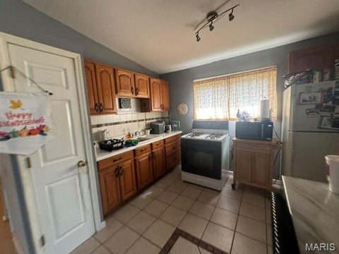 Tiny photo for 8351 Graybirch Drive, Berkeley, MO 63134 (MLS # 26058934)