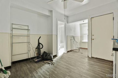 Tiny photo for 404 W Kirkham Avenue, Webster Groves, MO 63119 (MLS # 26014997)