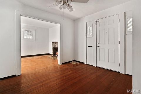 Tiny photo for 404 W Kirkham Avenue, Webster Groves, MO 63119 (MLS # 26014997)