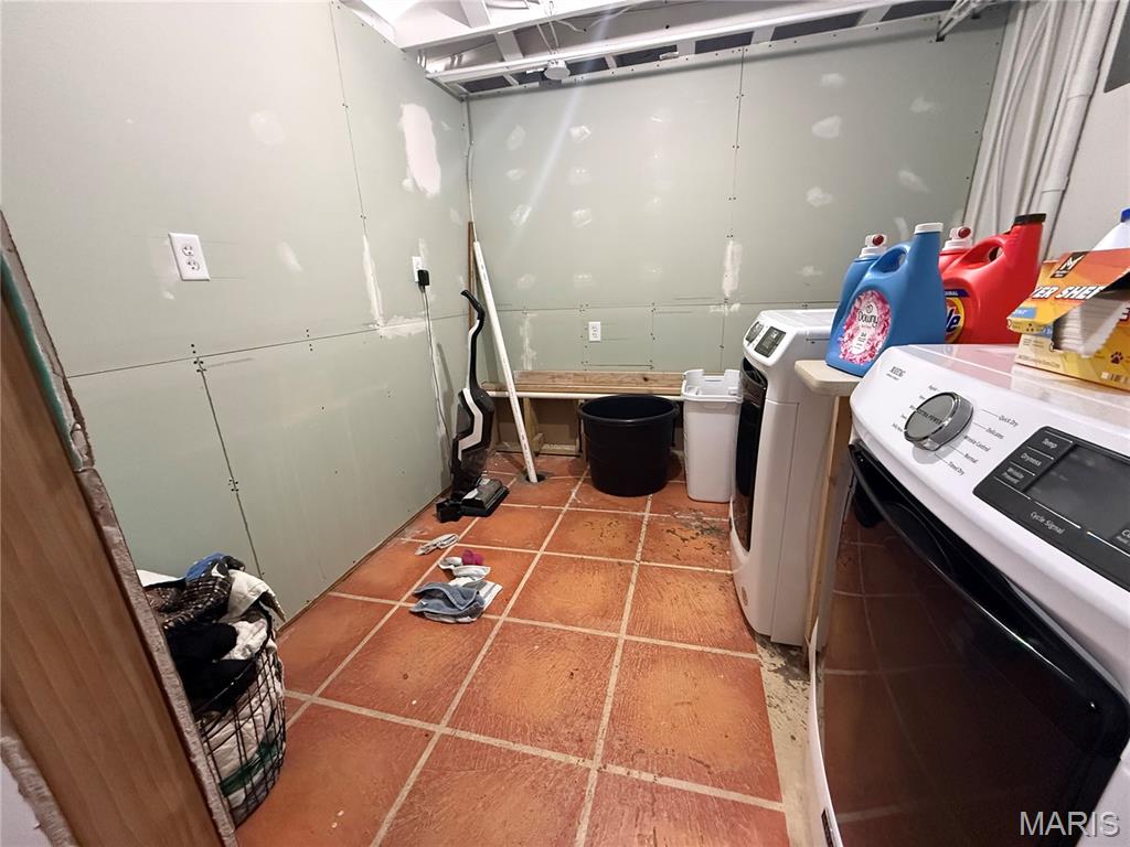 Landgrafs Sub - Residential Lease