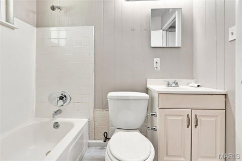 Tiny photo for 2745 Grants Pkwy PKWY, Florissant, MO 63031 (MLS # 26055389)