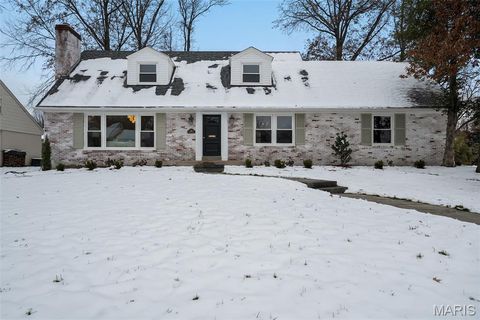 369 Halcyon Drive Glendale MO 63122