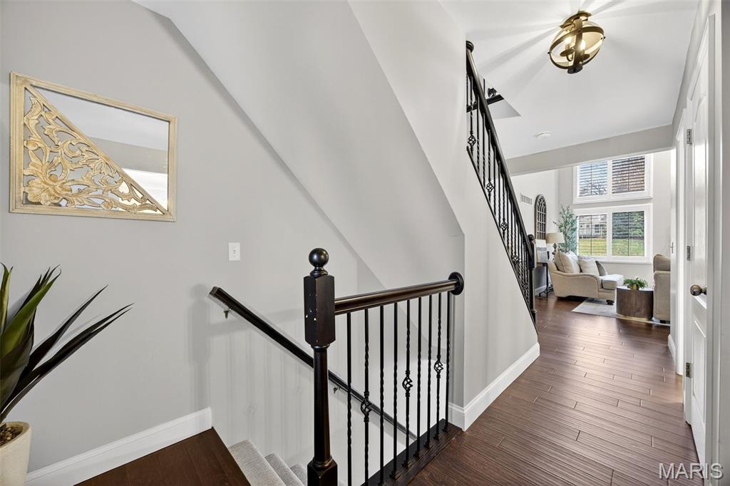 3629 Meadowglen Court