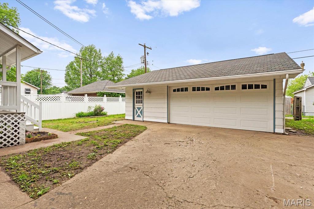 Granite City, Illinois 62040, United States, 3 Bedrooms Bedrooms, ,2 BathroomsBathrooms,Residential,Active,123260