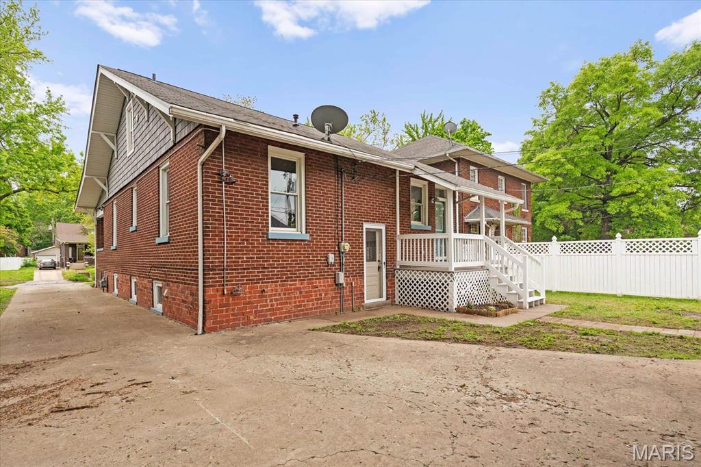 Granite City, Illinois 62040, United States, 3 Bedrooms Bedrooms, ,2 BathroomsBathrooms,Residential,Active,123260