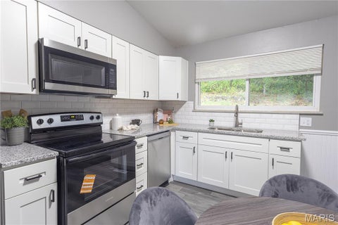 Tiny photo for 63 Patricia Place, Fenton, MO 63026 (MLS # 26058661)