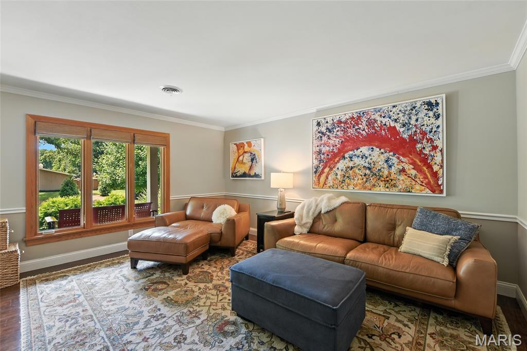 110 Old Oaks Drive