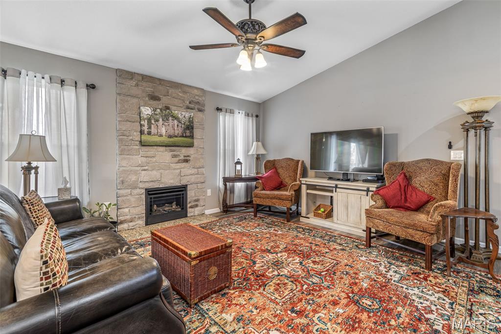 Villas/West Rdg - Residential