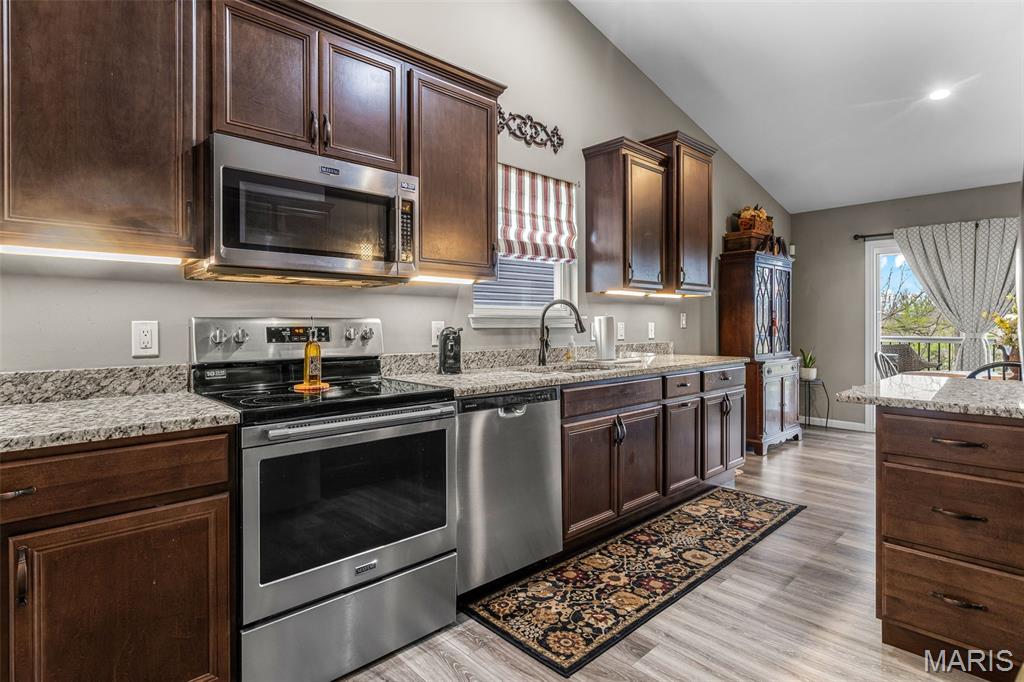 Villas/West Rdg - Residential