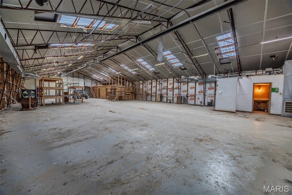 none - Commercial Sale