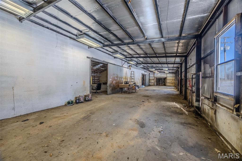 none - Commercial Sale