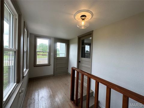 Tiny photo for 302 Cherry Avenue, Owensville, MO 65066 (MLS # 26031193)