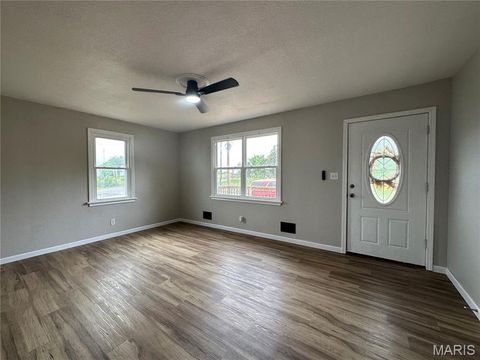 Tiny photo for 302 Cherry Avenue, Owensville, MO 65066 (MLS # 26031193)