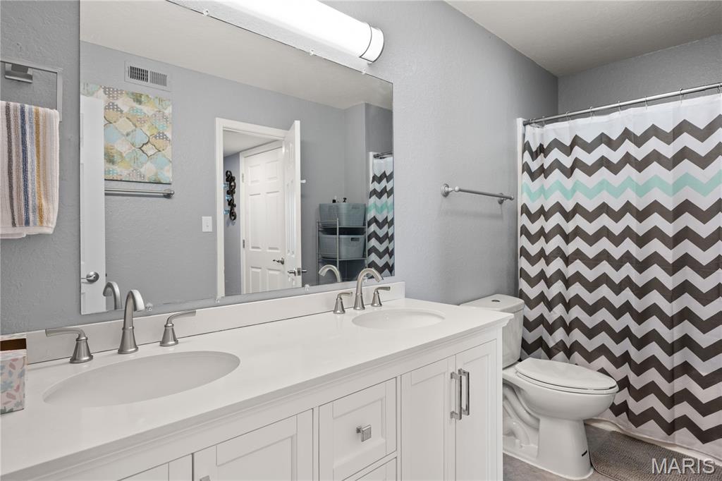 Tara Condominimum - Residential