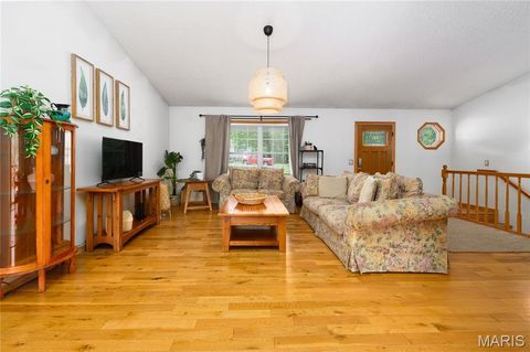 Tiny photo for 16560 Titan Road, St Robert, MO 65584 (MLS # 26031348)