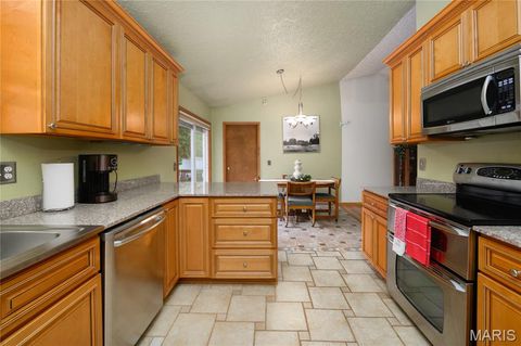 Tiny photo for 16560 Titan Road, St Robert, MO 65584 (MLS # 26031348)