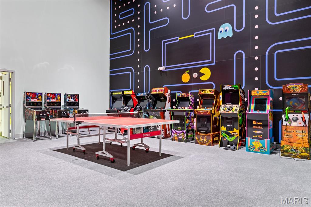 Country Side Carpets At Crossings - Commercial Lease