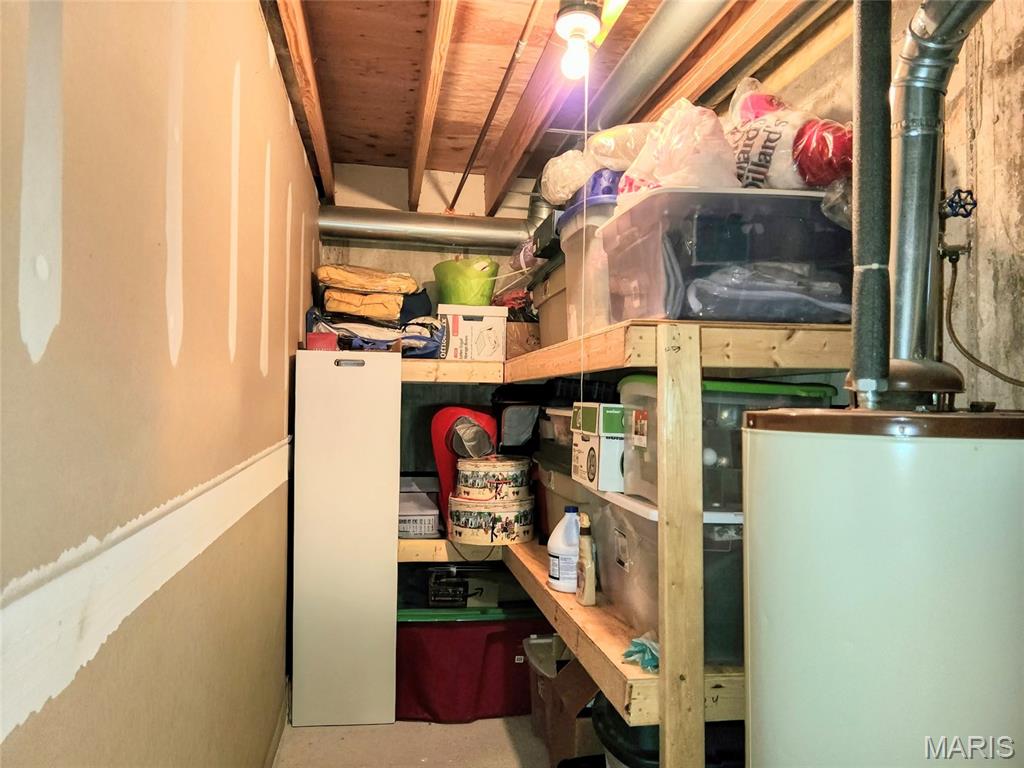 Spring Hill Farm Condo 16th - Residential