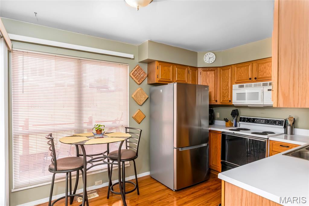 Spring Hill Farm Condo 16th - Residential