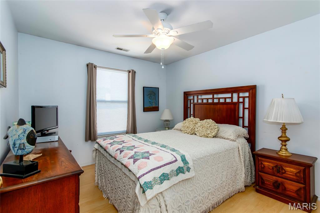 Spring Hill Farm Condo 16th - Residential