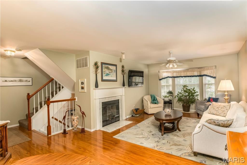 Photo of 1537 Whispering Creek Drive, Ballwin, MO 63021 (MLS # 26013008)