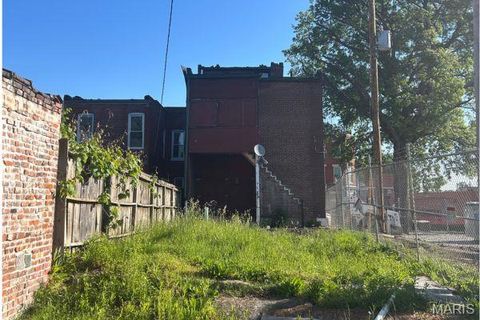 Tiny photo for 2806 Magnolia Avenue, St Louis, MO 63118 (MLS # 26026868)
