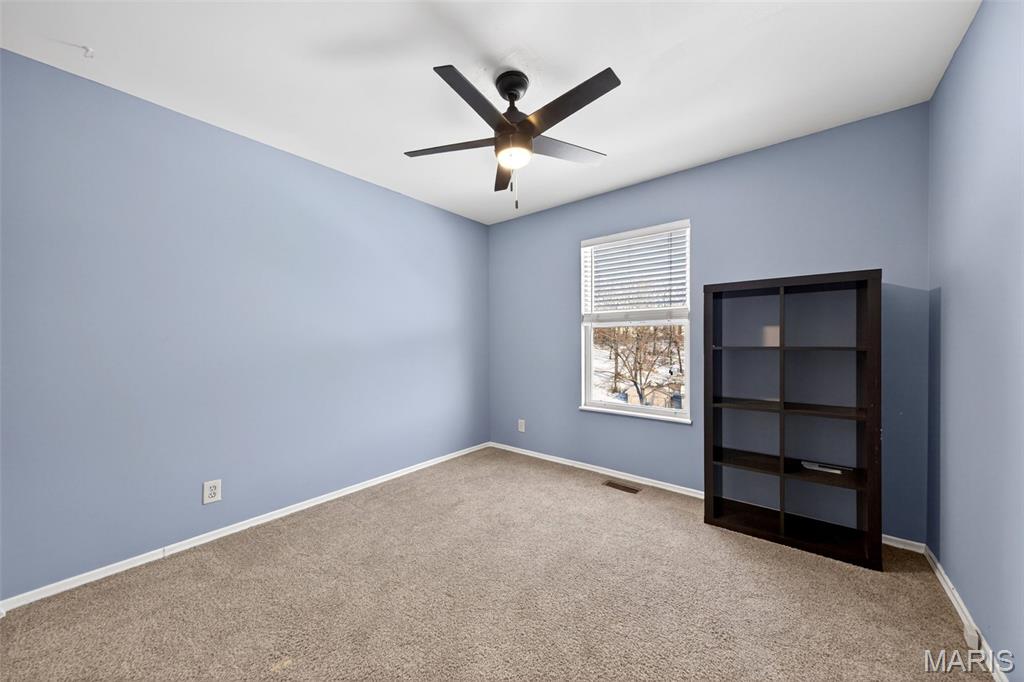 Spring Hill Farm Condo Ph 2 - Residential