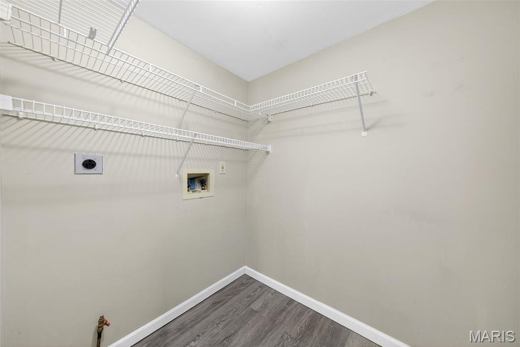 Spring Hill Farm Condo Ph 2 - Residential