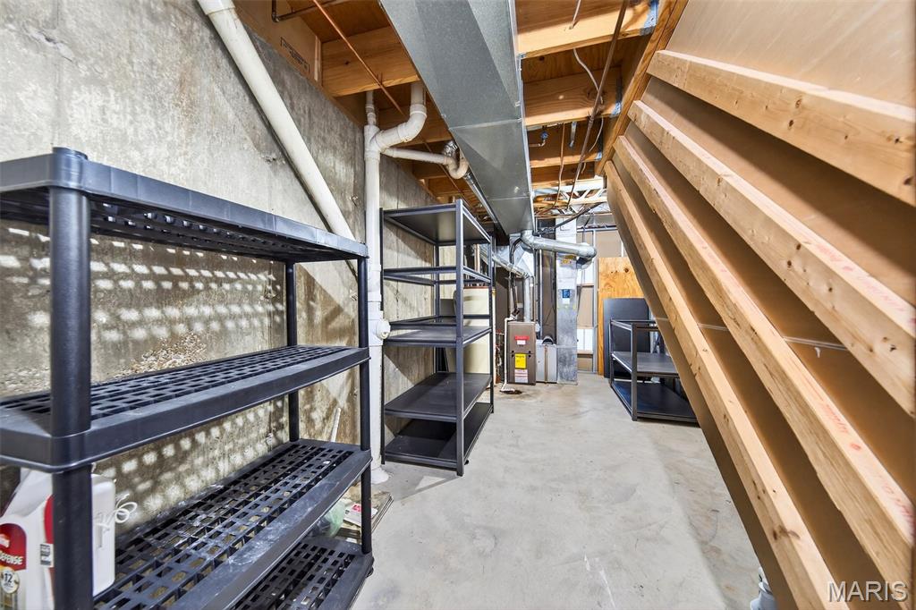 Spring Hill Farm Condo Ph 2 - Residential