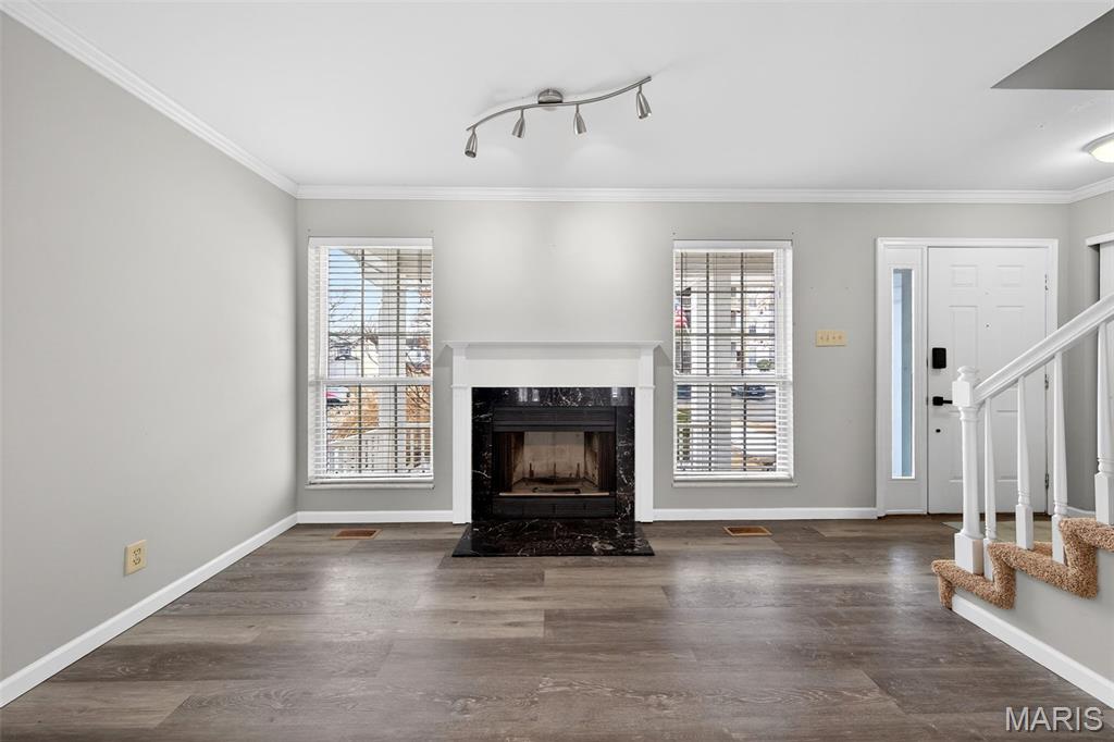 Spring Hill Farm Condo Ph 2 - Residential