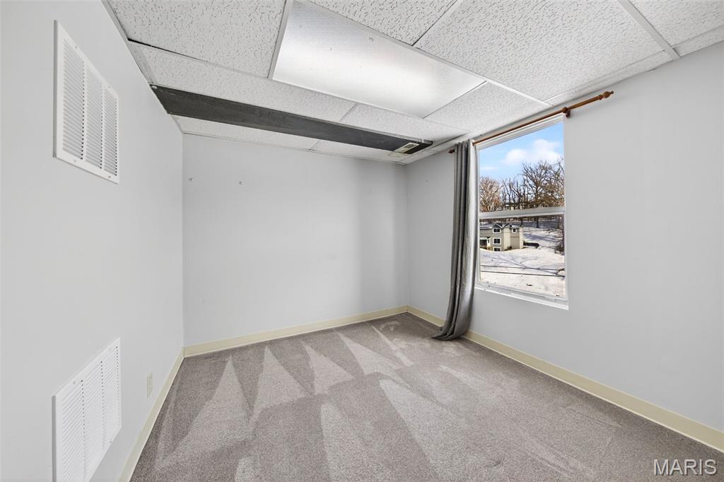 Spring Hill Farm Condo Ph 2 - Residential